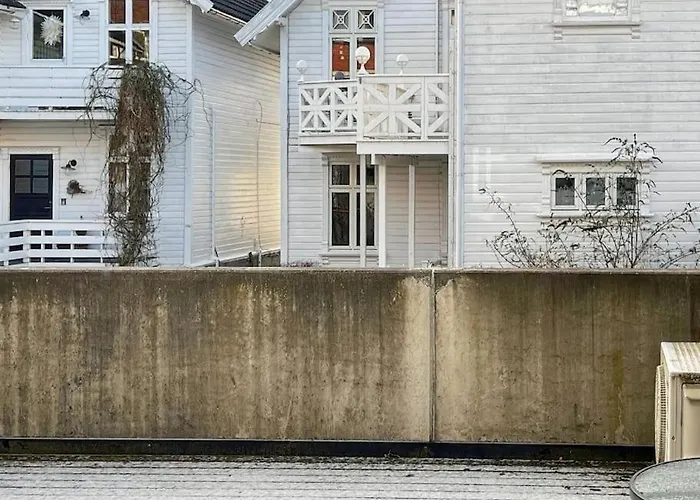 Unique Place By Stavanger Bnb 19 2Br, Terrace, Parkingairport Shuttle