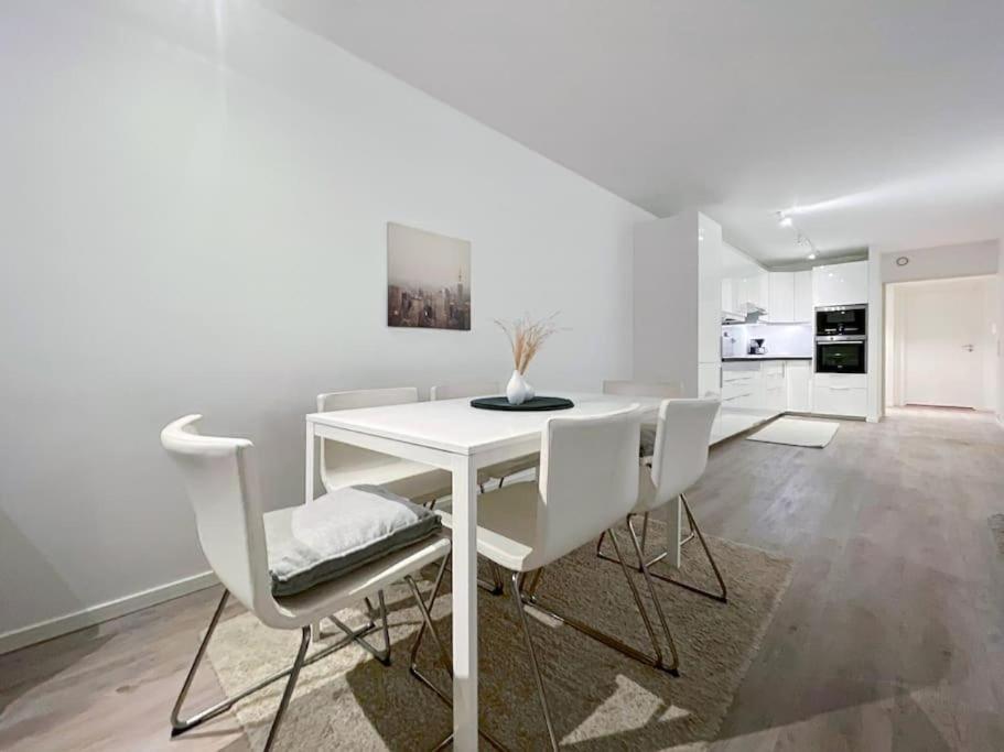 Leilighet Unique Place By Bnb 19 2br, Terrace, Parkingairport Shuttle Stavanger